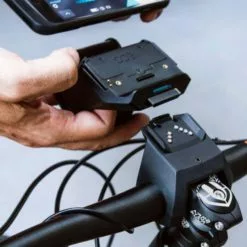 COBI.bike Sport Hub Supporto Smartphone Per EBike Con Motore Bosch BES2 -Vendite Ricambi Ebike cobibike sport hub supporto smartphone per ebike con motore bosch bes2 2